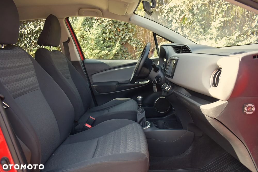 Toyota Yaris 1.33 Prestige - 8