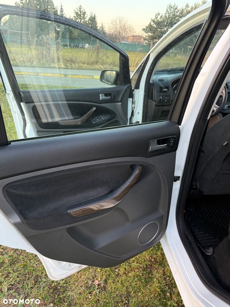 Ford C-MAX 1.6 TDCi Ghia - 24