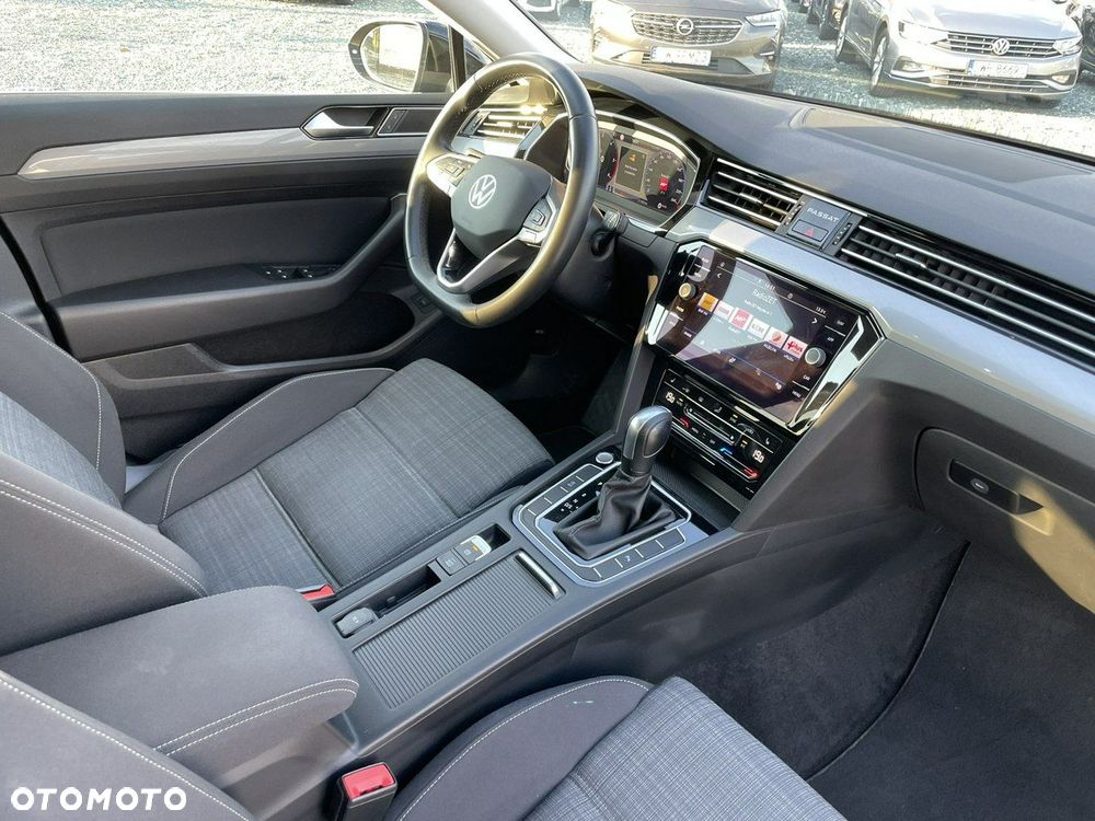 Volkswagen Passat 2.0 TDI EVO Business DSG - 33