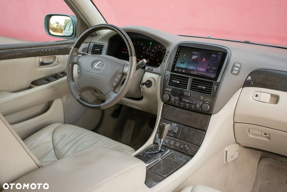 Lexus LS Prezydent - 14