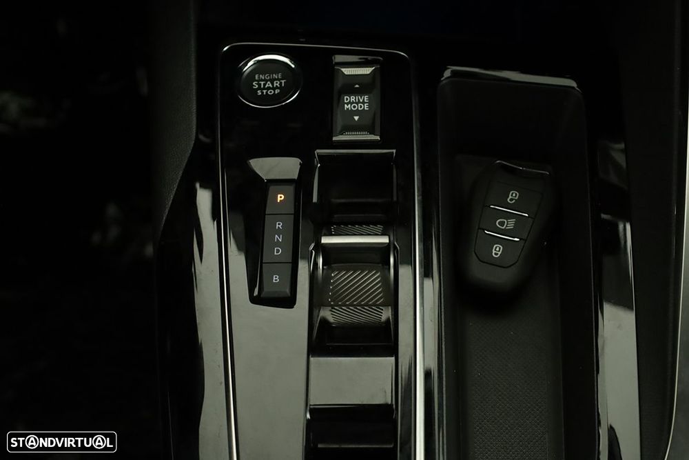 Peugeot 3008 1.6 Hybrid Allure e-EAT8 - 14