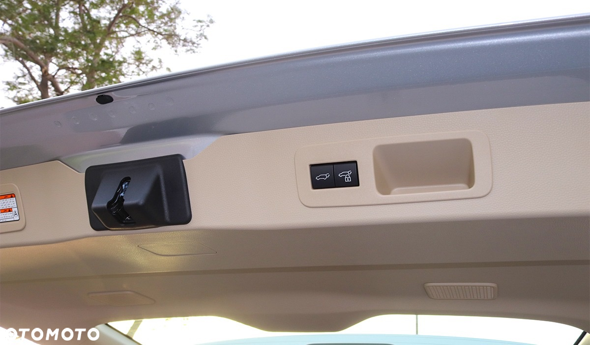 Toyota Land Cruiser - 6