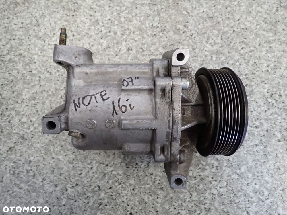 NISSAN NOTE E11 1.6 BENZ 06-09 PRZEDLIFT KOMPRESOR KLIMATYZACJI - 1