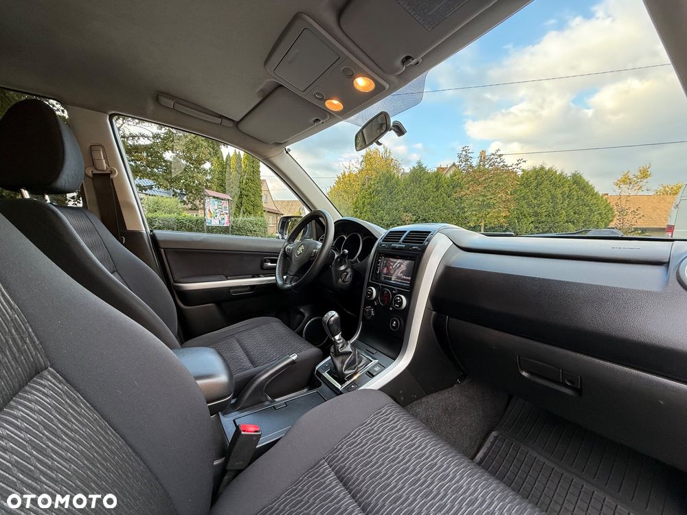Suzuki Grand Vitara 2.4 Elegance EU5 - 22