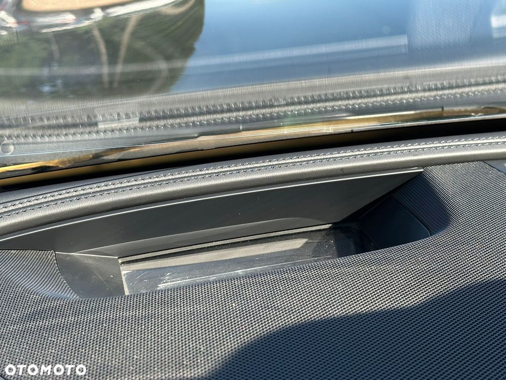 Mercedes-Benz Klasa E AMG 63 S 4-Matic+ - 22