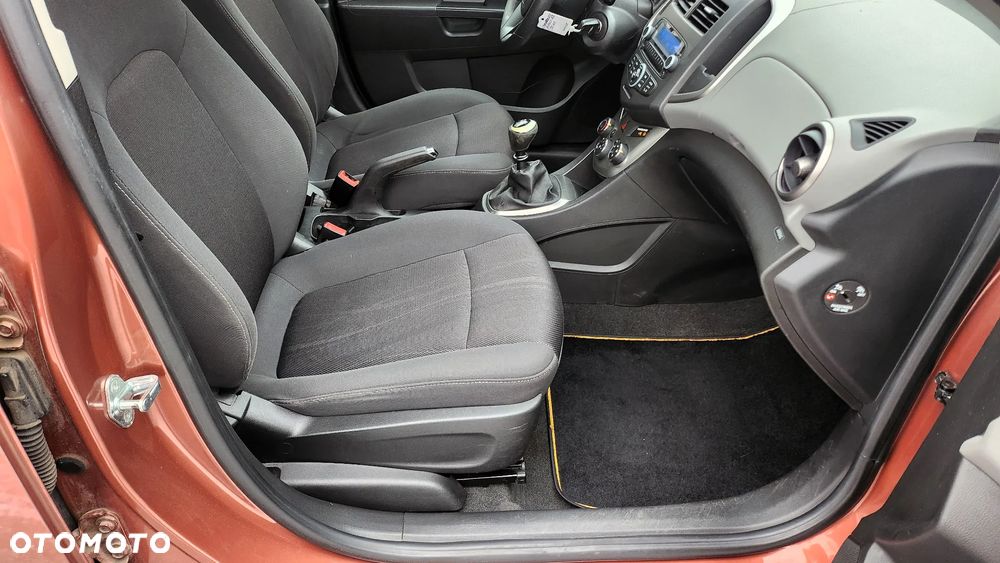 Chevrolet Aveo 1.2 LT+ - 6