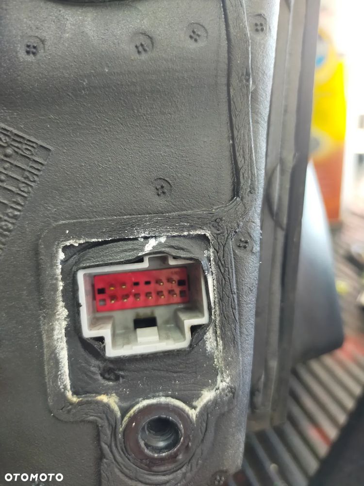 Ford Focus Mk3 Lusterko Prawe 10 Pin Kolor UB - 4