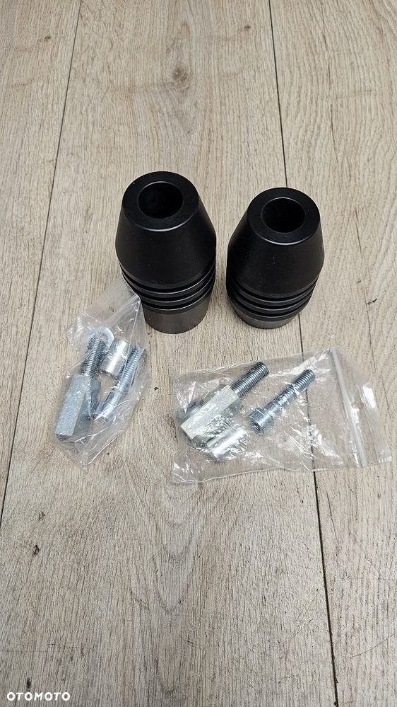 Oryginalne Crash Pady Silnika Yamaha MT-07  1WS-F11D1-00 - 2