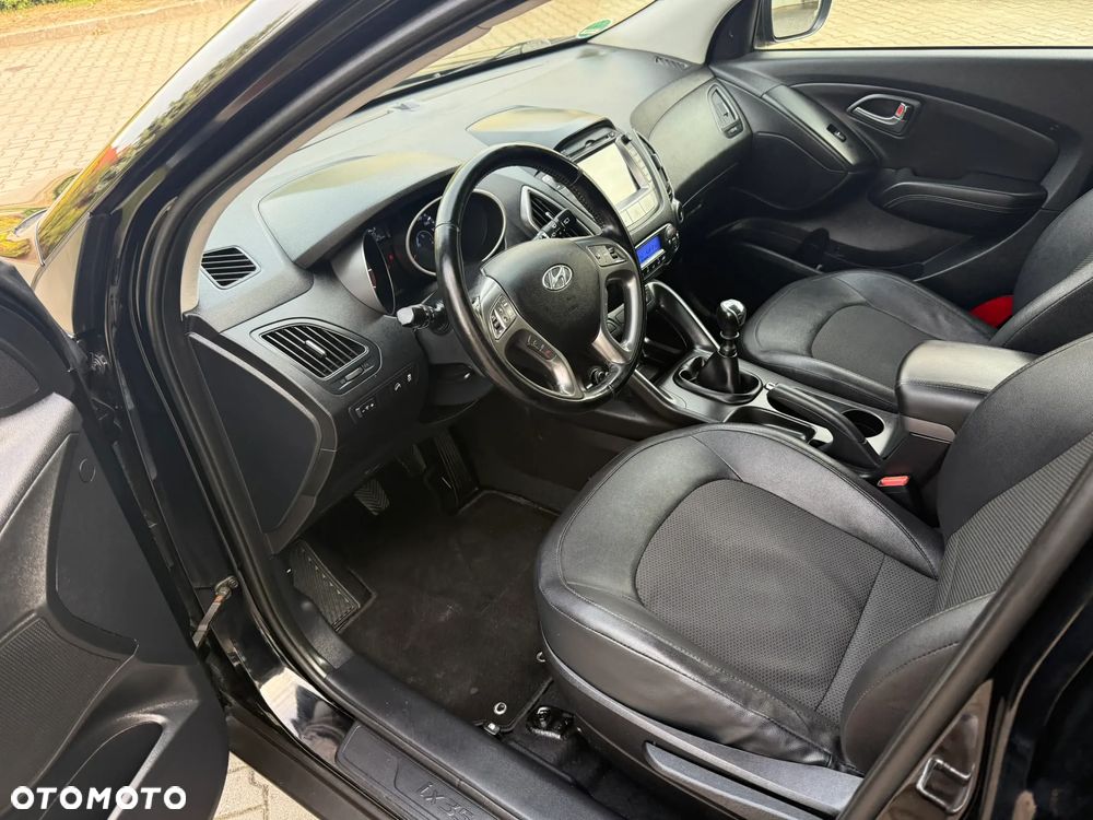 Hyundai ix35 1.6 2WD Fifa World Cup Edition - 22