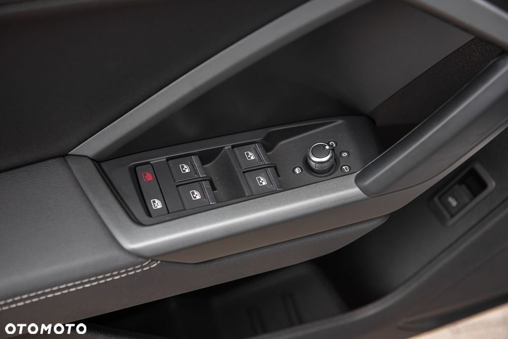 Audi Q3 40 TFSI Quattro S tronic - 16