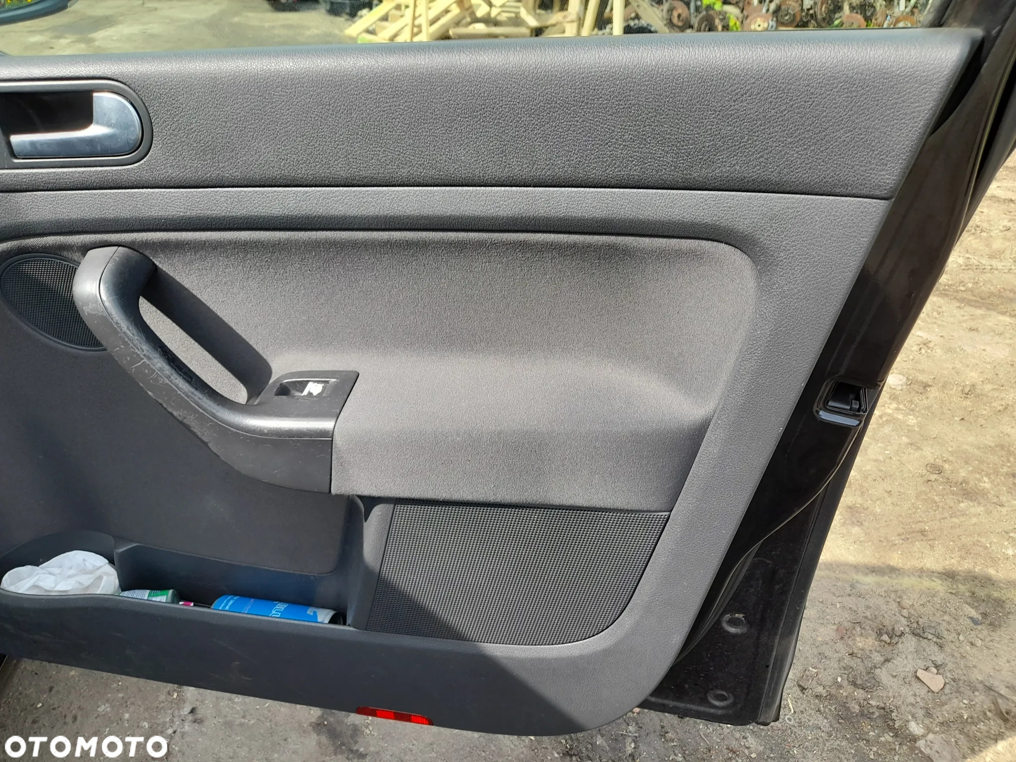 VW GOLF V PLUS KOMPLET BOCZKÓW DRZWI BOCZKI BOCZEK TAPICERKA - 16