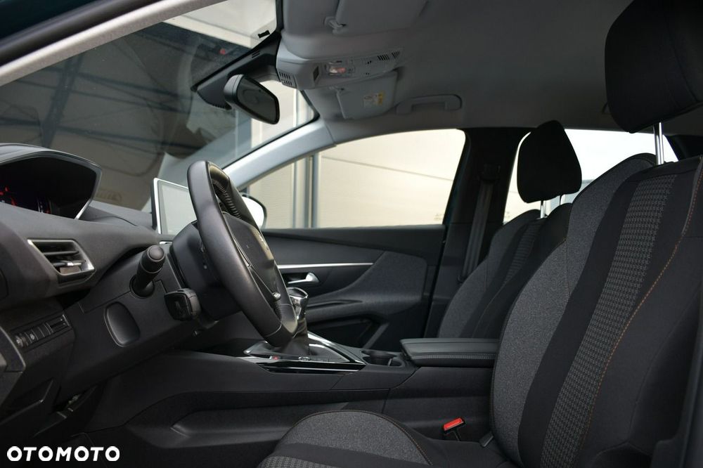 Peugeot 3008 1.2 PureTech Active Pack S&S - 11