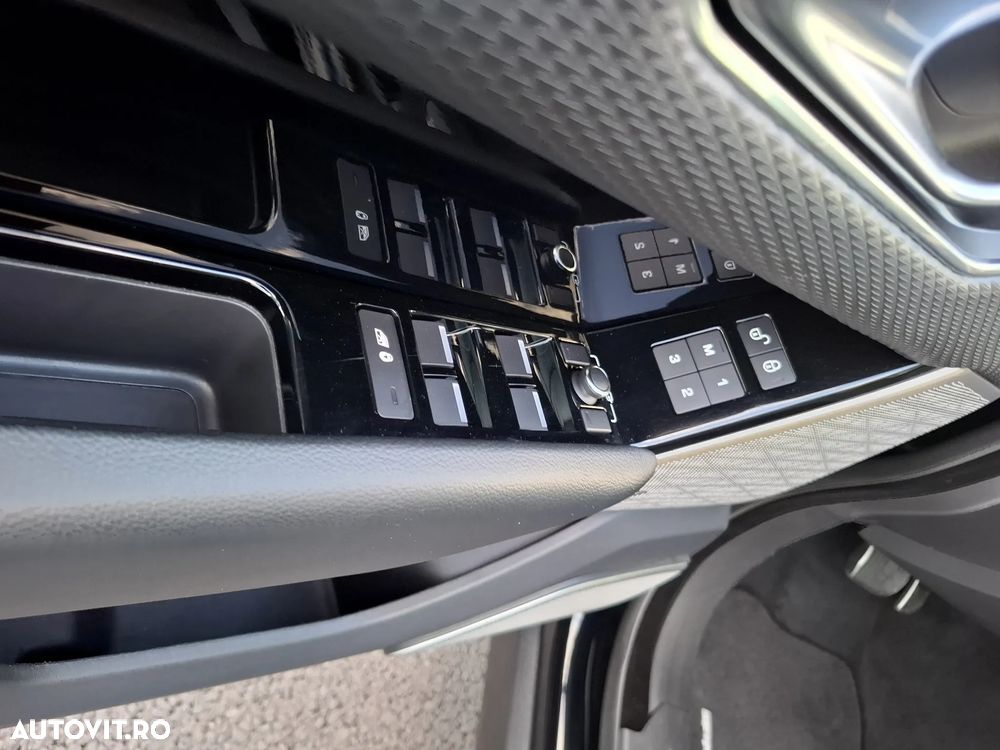 Land Rover Range Rover Velar 3.0 R-Dynamic SE - 17