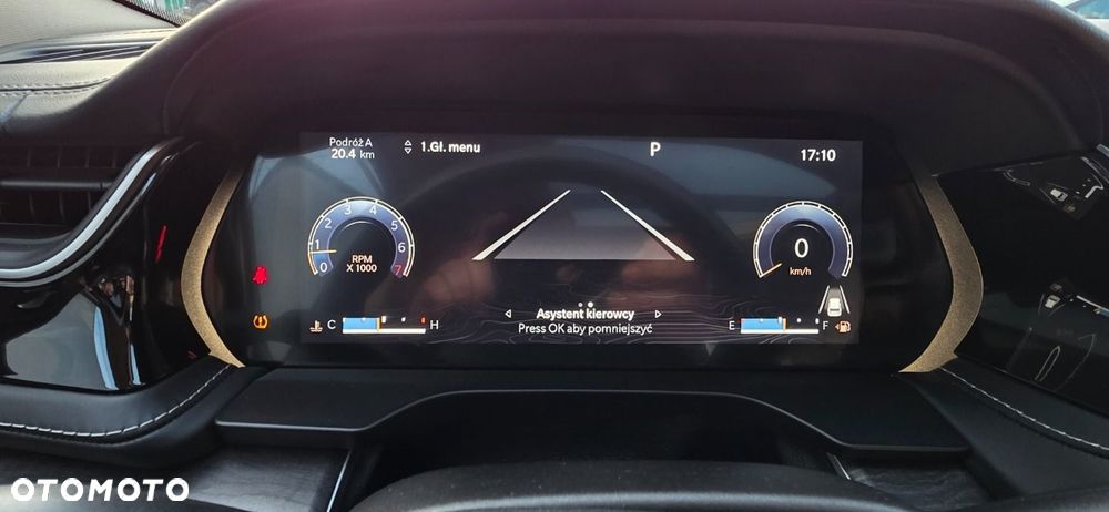 Jeep Grand Cherokee - 23