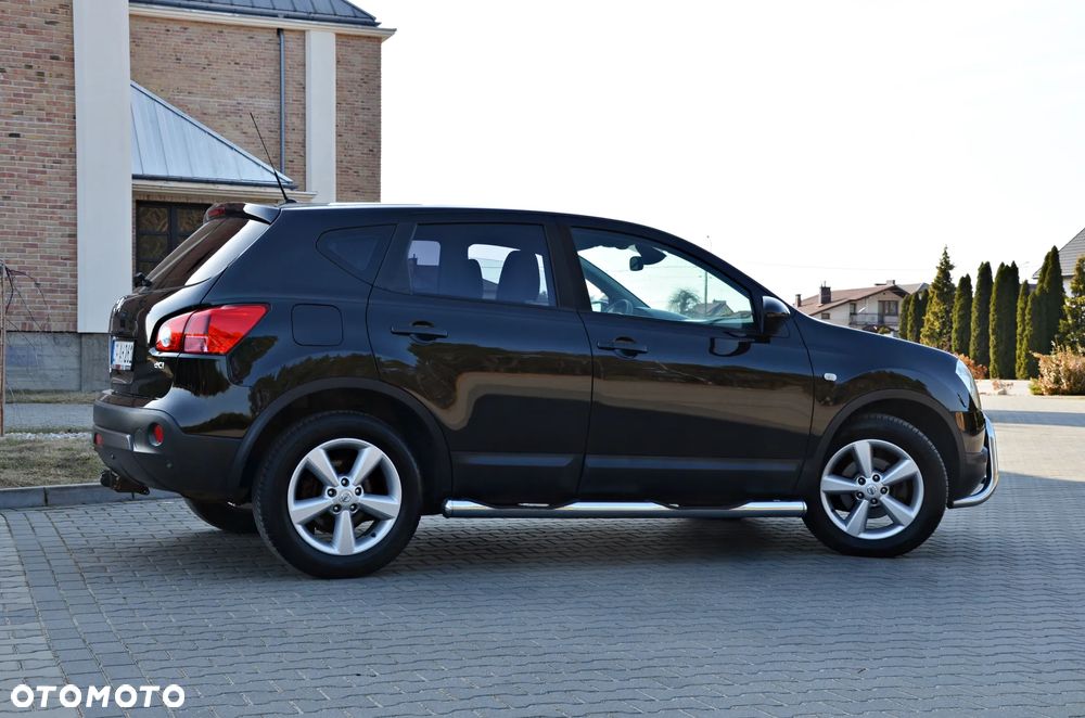 Nissan Qashqai - 25