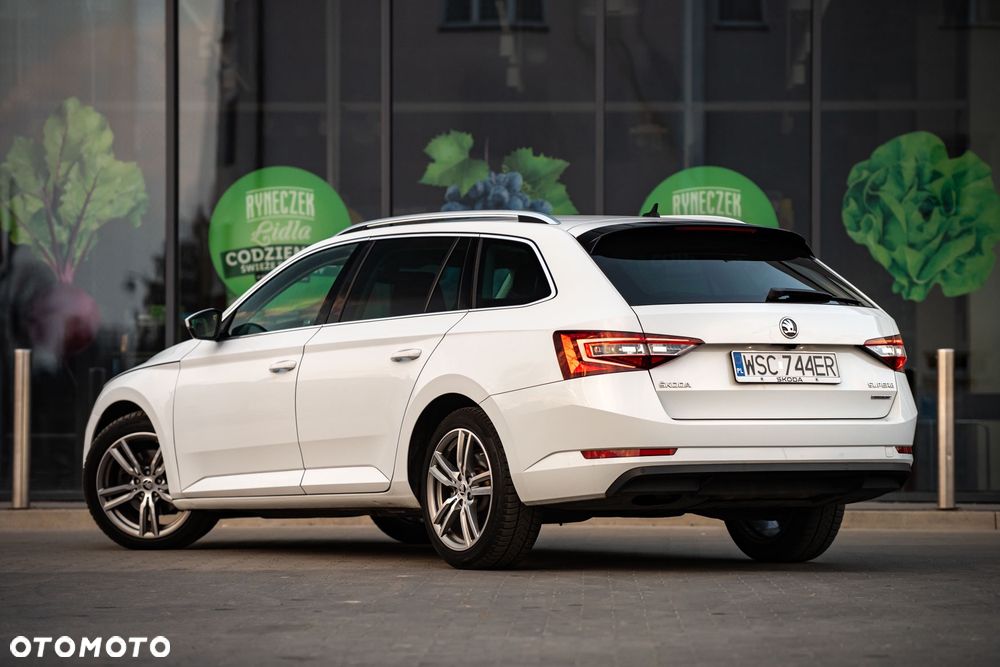 Skoda Superb 1.6 TDI Style - 6