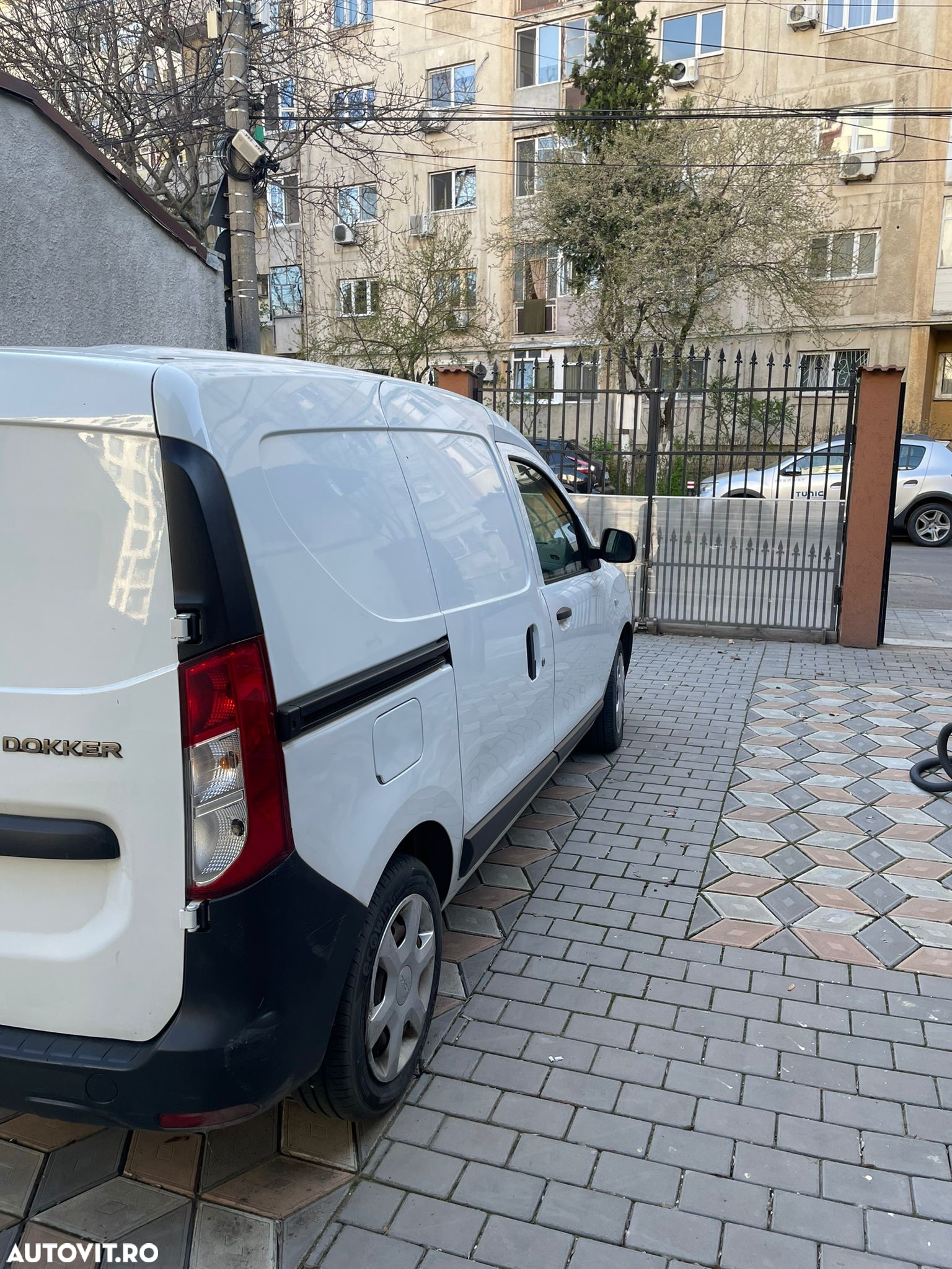 Dacia Dokker - 5