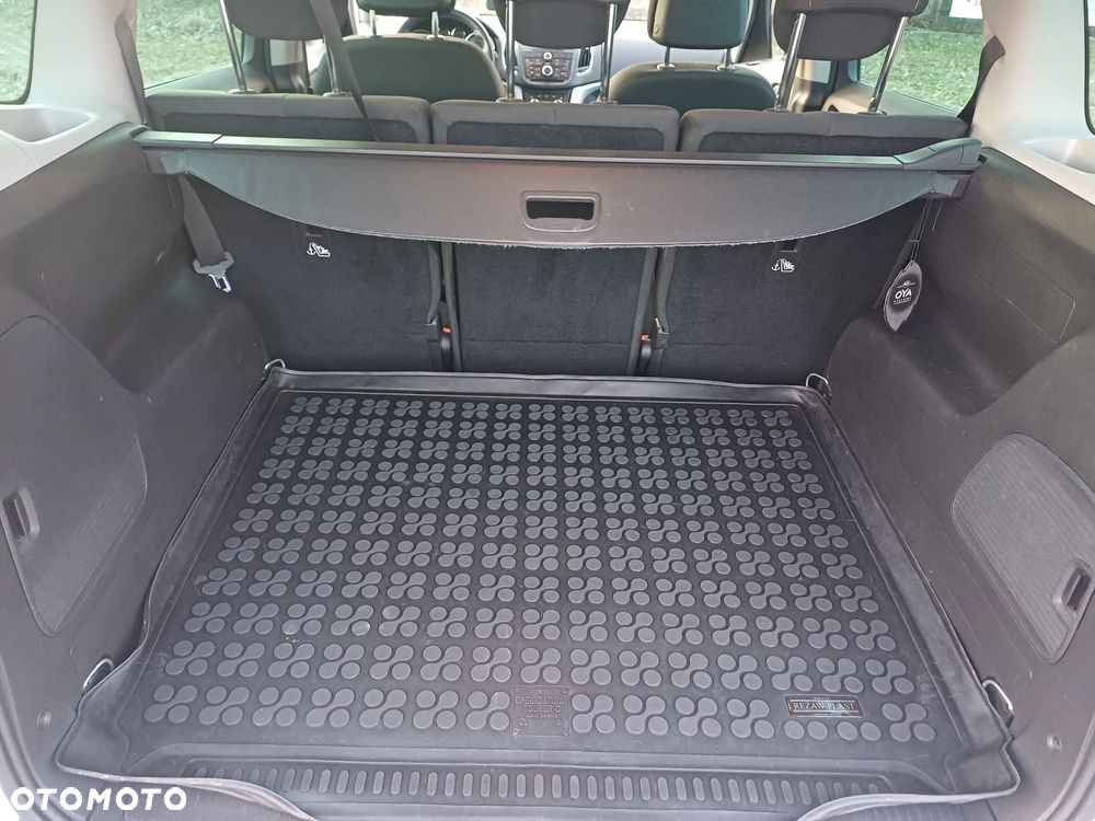 Opel Zafira 2.0 CDTI Enjoy - 24