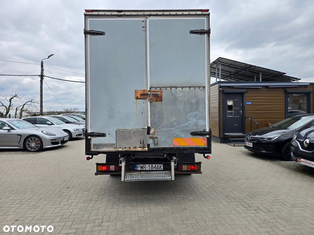 Ford Transit - 23