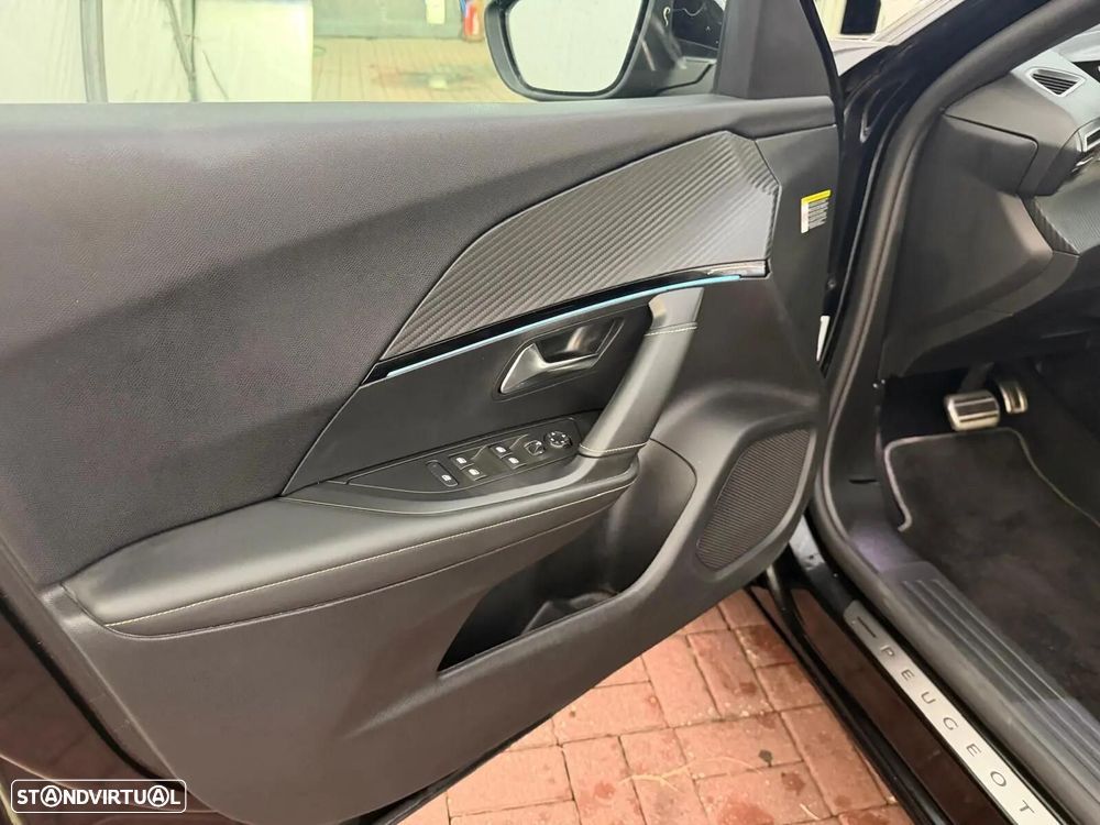 Peugeot 2008 1.5 BlueHDi GT Pack EAT8 - 20