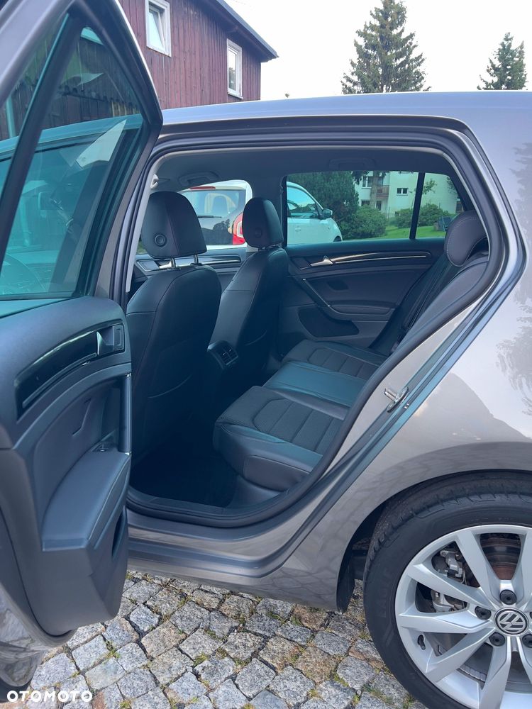 Volkswagen Golf - 14