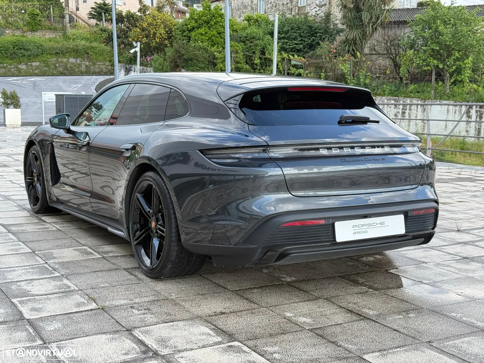 Porsche Taycan Sport Turismo Turbo S - 4
