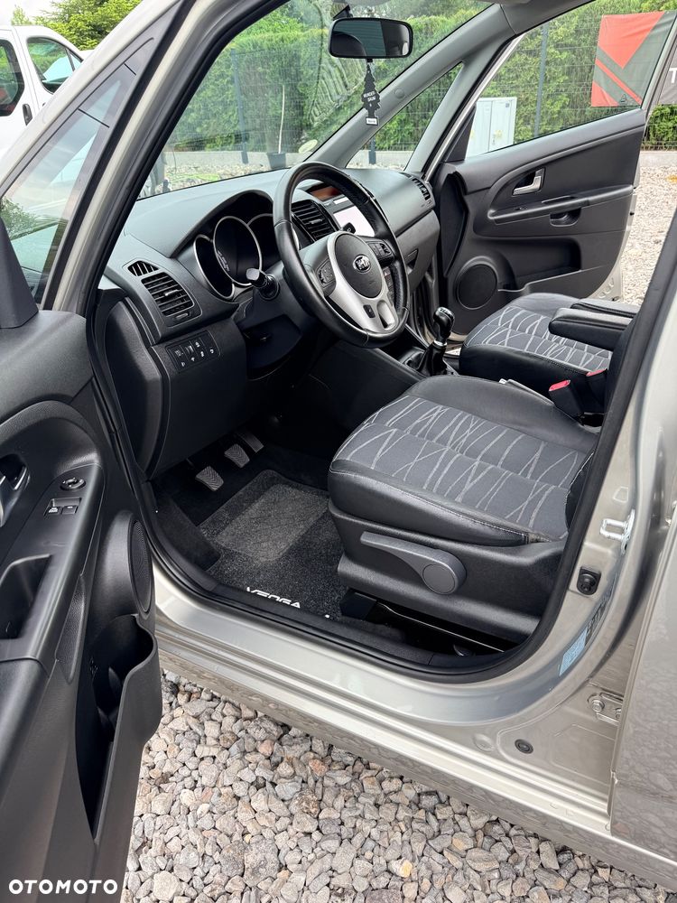 Kia Venga 1.6 CRDi 128 Platinum Edition - 7