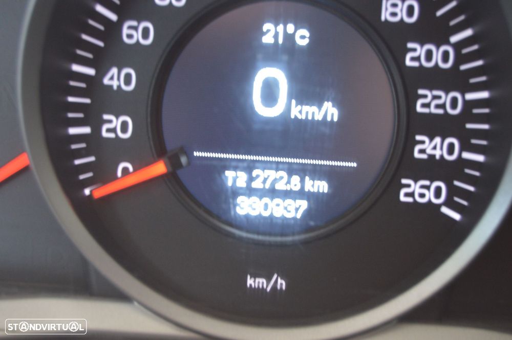 Volvo V60 1.6 D2 Drive Momentum Powershift Start/Stop - 24