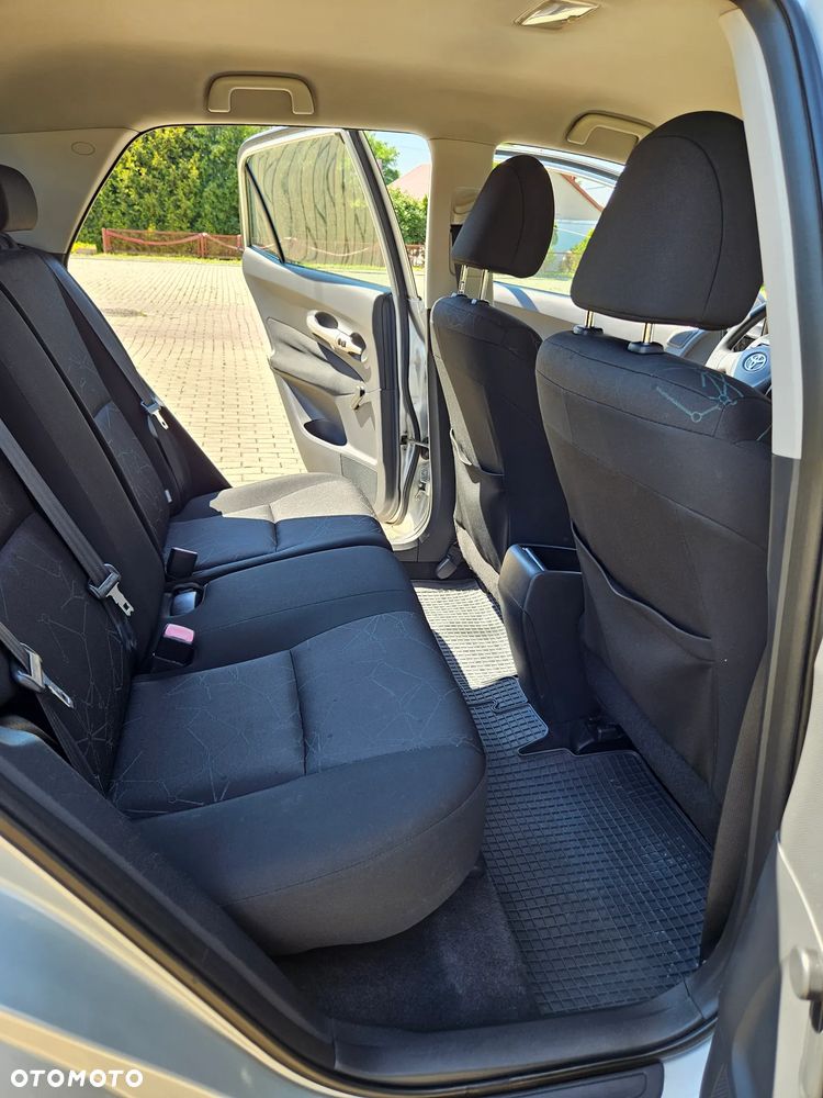 Toyota Auris 1.33 VVT-i Luna - 27