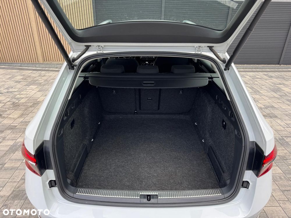 Skoda Superb 1.5 TSI Ambition DSG - 8