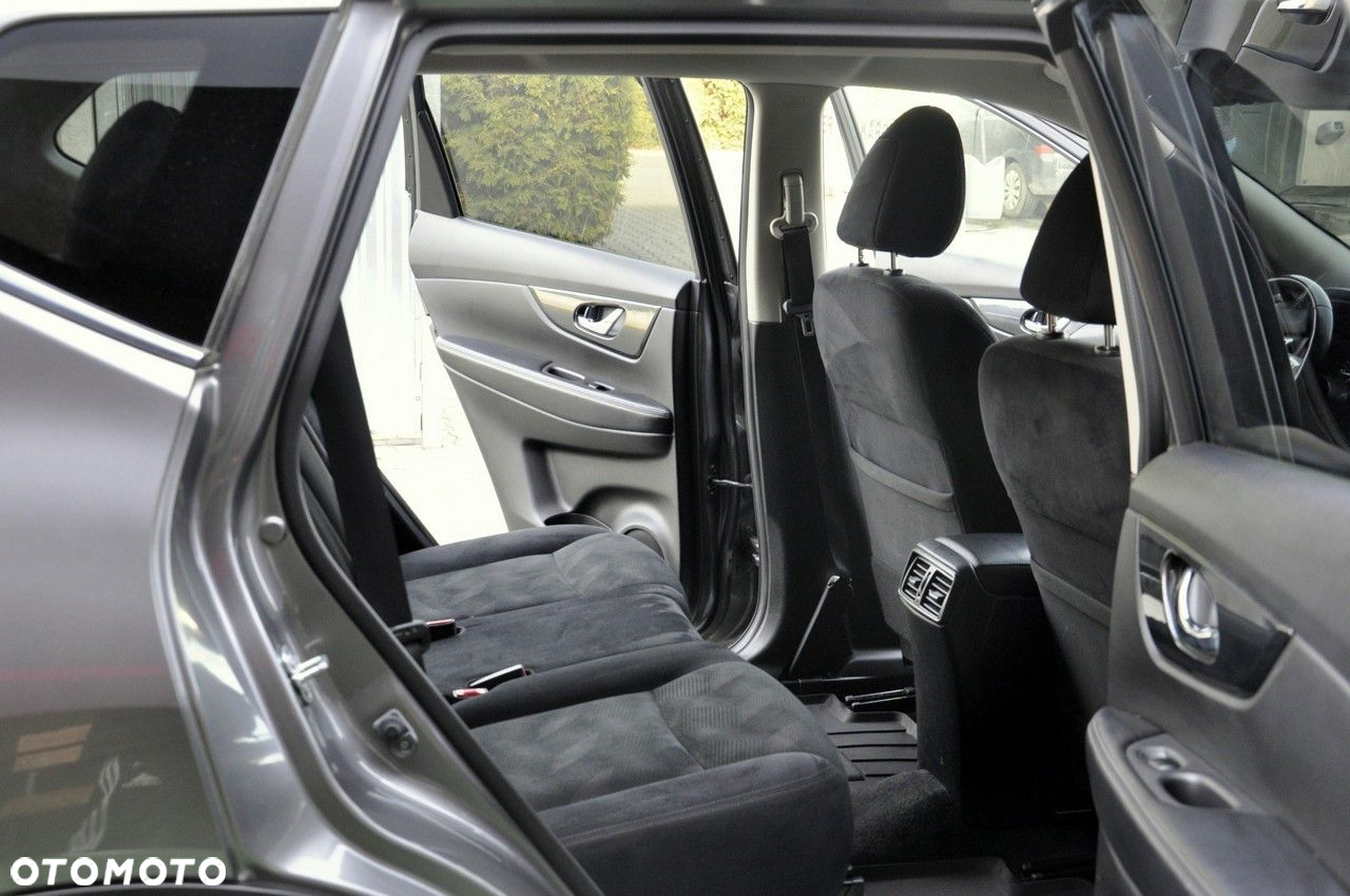 Nissan X-Trail 1.6 dCi Xtronic Tekna - 16