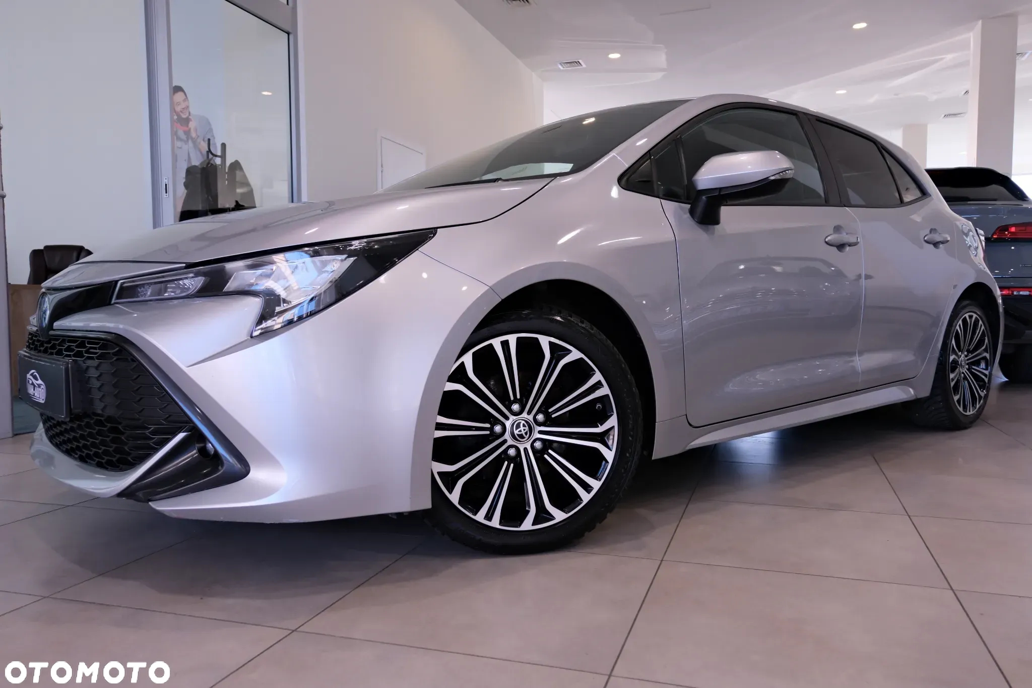 Toyota Corolla 1.8 Hybrid Active - 22