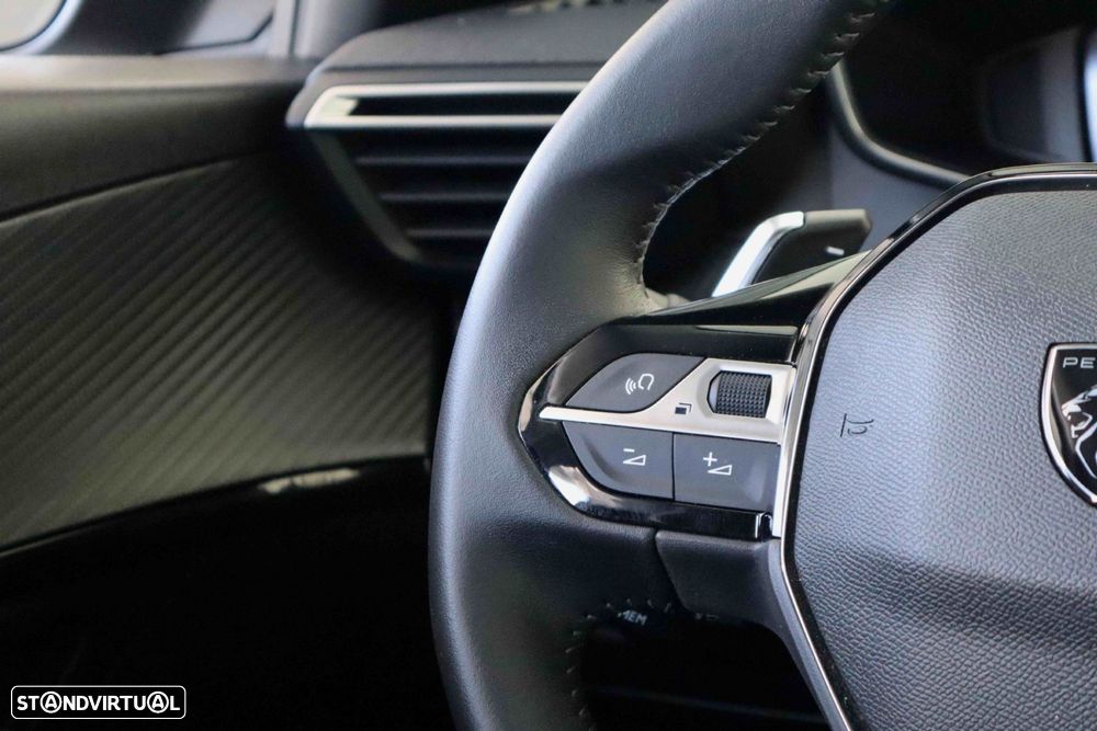 Peugeot 208 1.2 Hybrid Allure e-DCS6 - 14