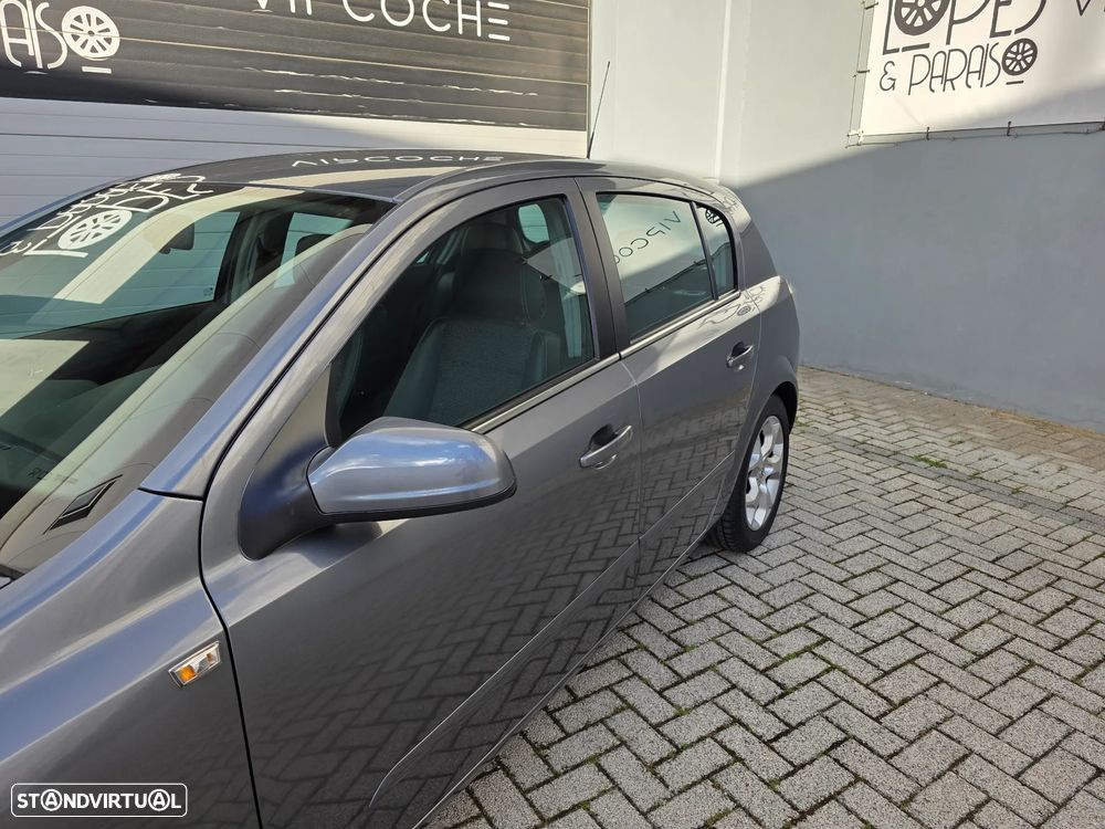 Opel Astra 1.3 CDTI Cosmo - 25