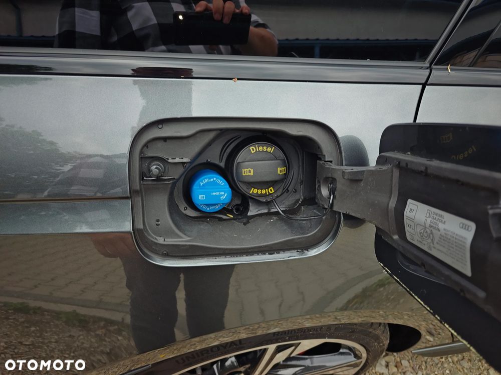 Audi A4 Avant 40 TDI quattro S tronic - 39