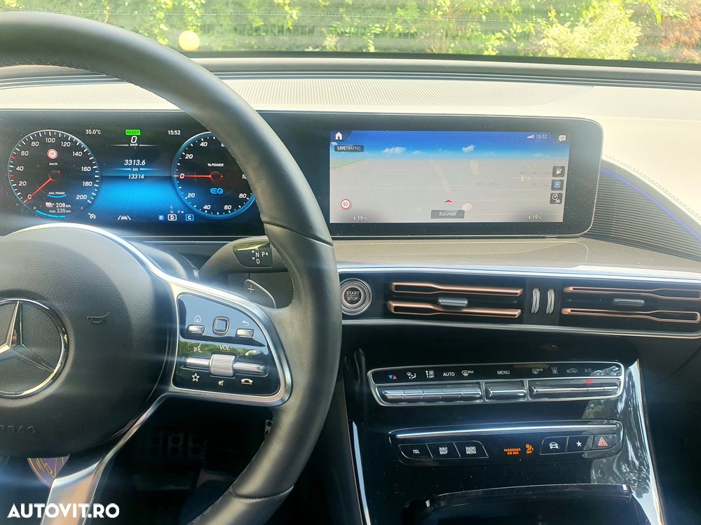 Mercedes-Benz EQC 400 4Matic AMG Line - 13