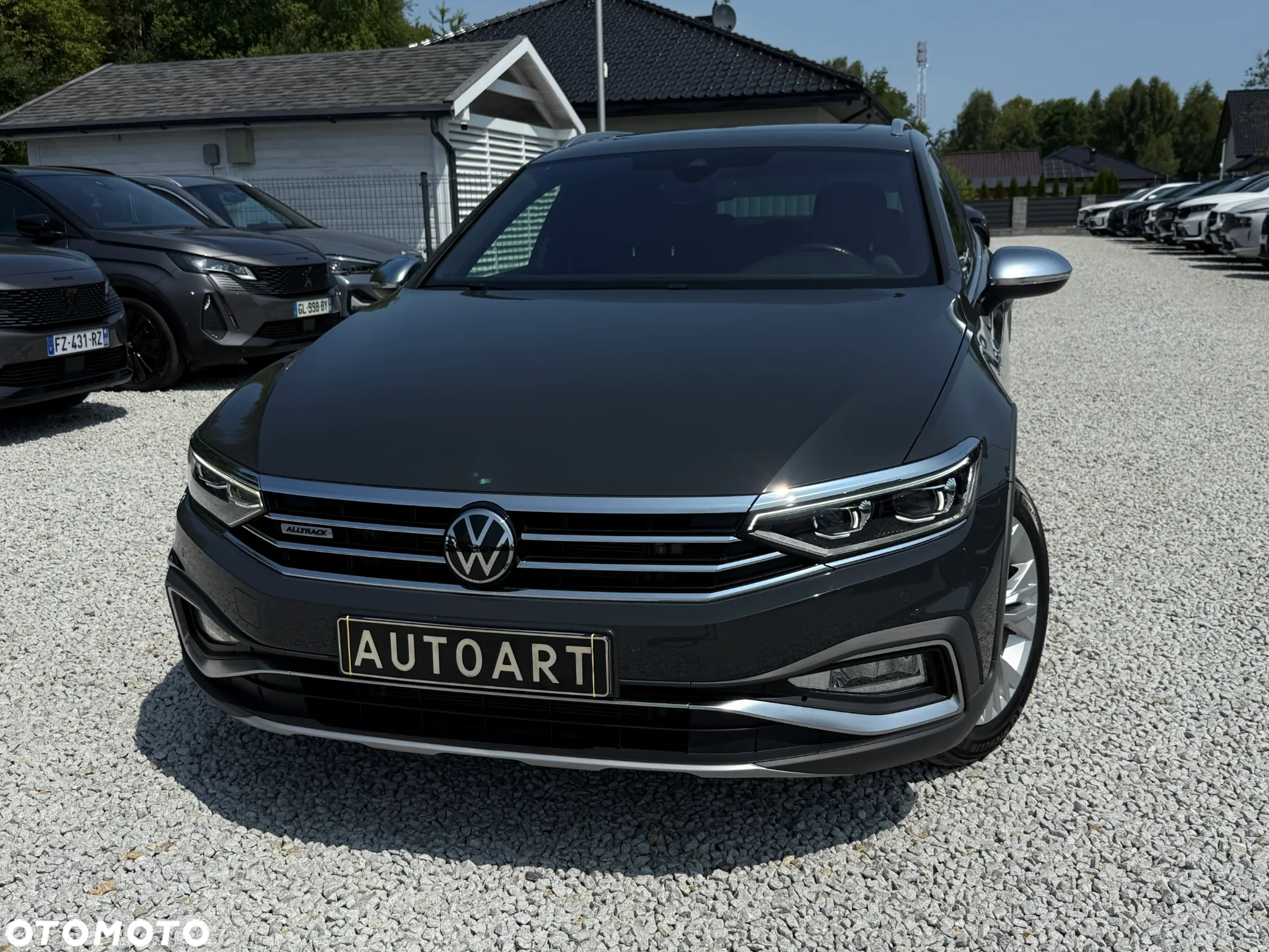 Volkswagen Passat Variant 2.0 TDI SCR DSG 4Motion Alltrack - 3