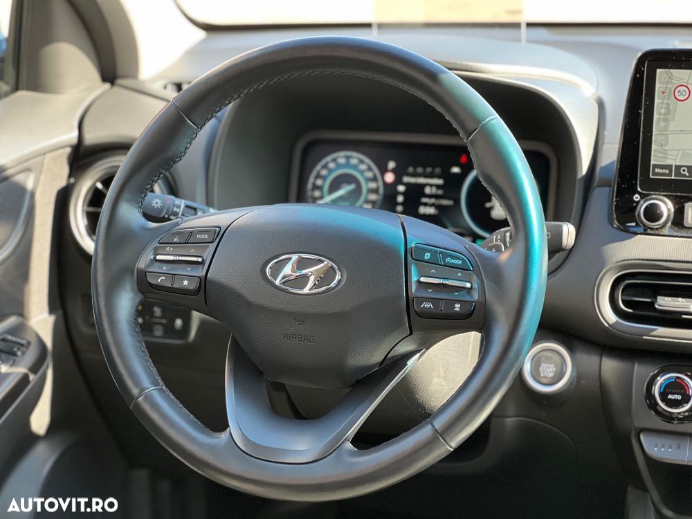 Hyundai KONA - 7