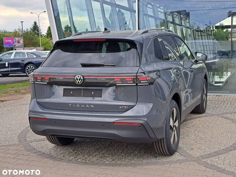 Volkswagen Tiguan - 7