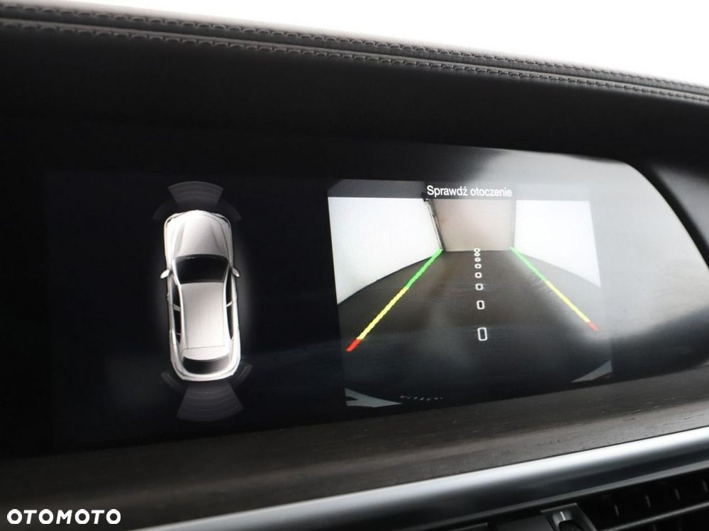 Alfa Romeo Stelvio 2.0 Turbo 16V AT8-Q4 Lusso - 27
