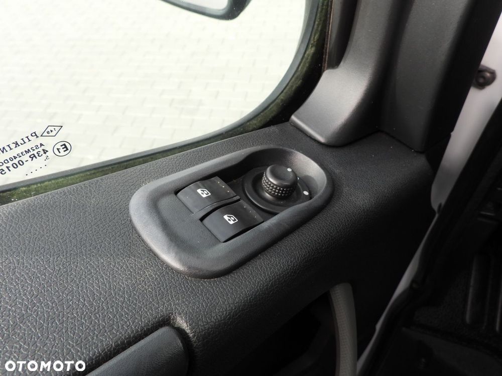 Renault MASTER FURGON TEMPOMAT PNEUMATYKA BLIŹNIACZE KOŁA KLIMATYZACJA  165KM - 27