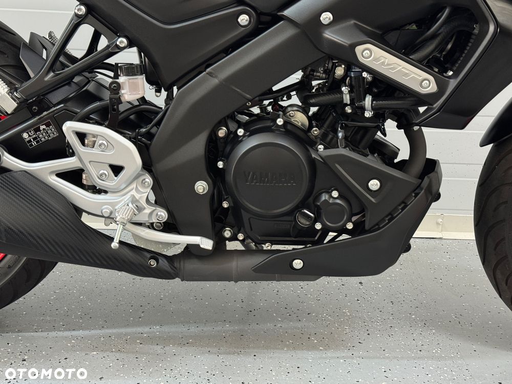 Yamaha MT - 8
