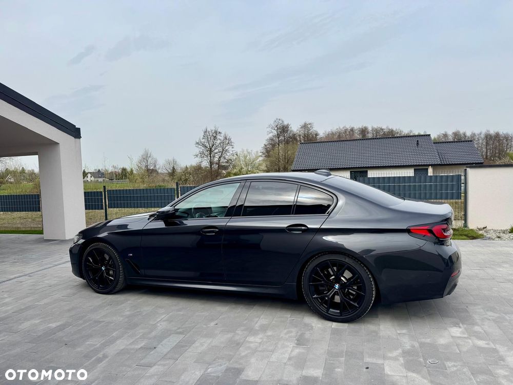 BMW Seria 5 540d xDrive mHEV M Sport sport - 7