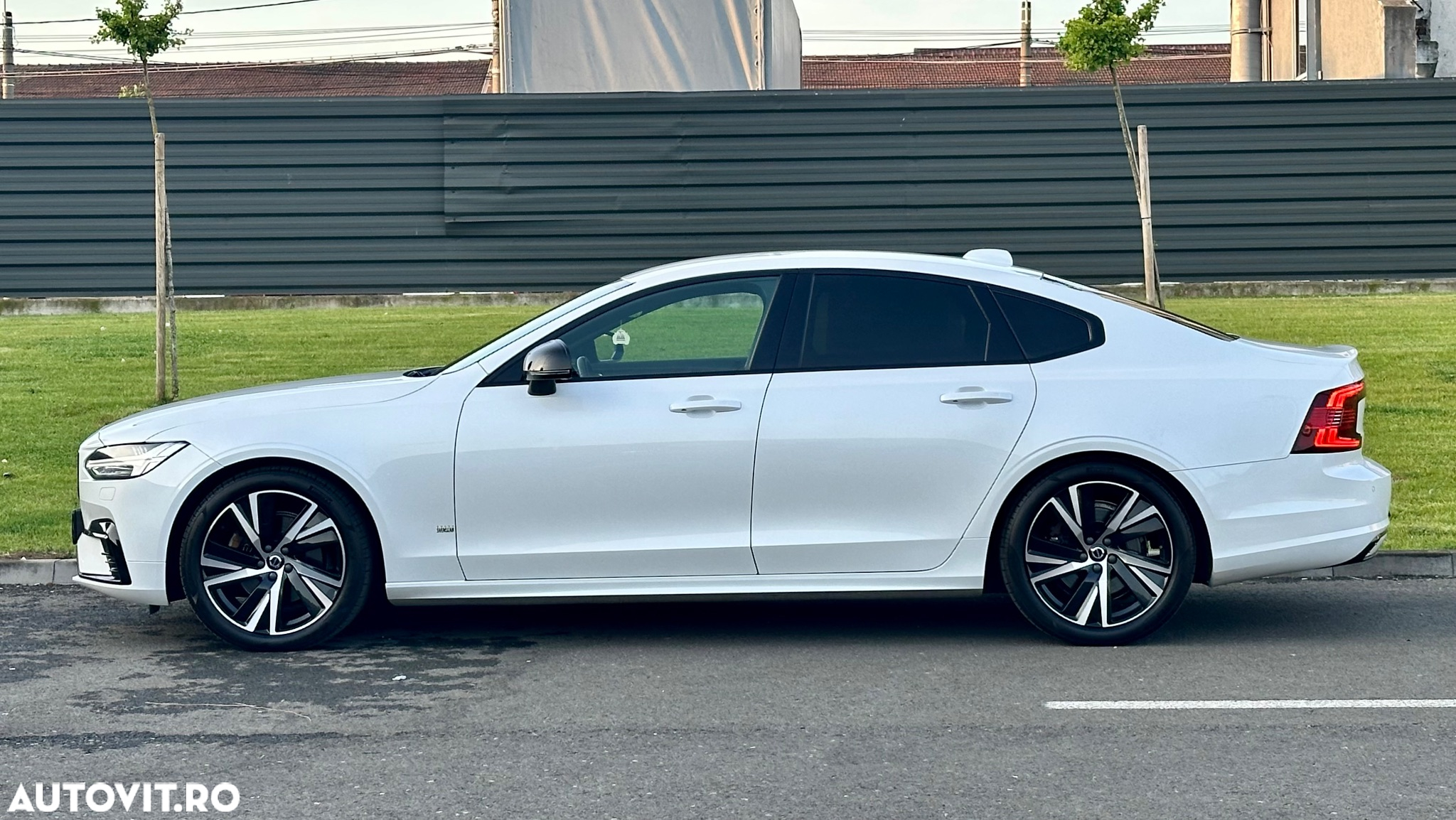 Volvo S90 B5 D AWD Geartronic RDesign - 18