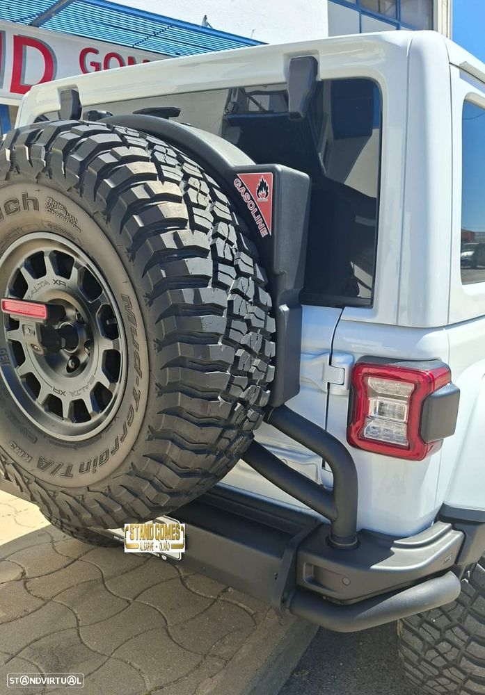 Jeep Wrangler - 9