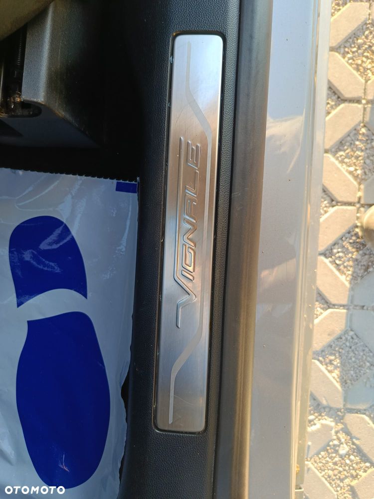 Ford Kuga - 14