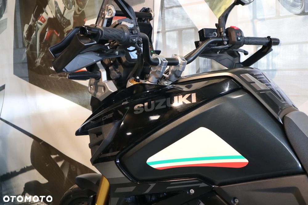 Suzuki V-STROM - 8