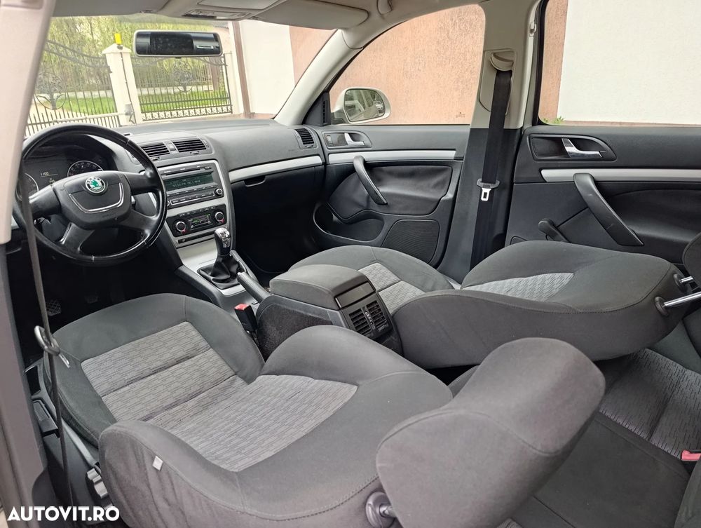 Skoda Octavia 1.6 TDI Greenline - 8