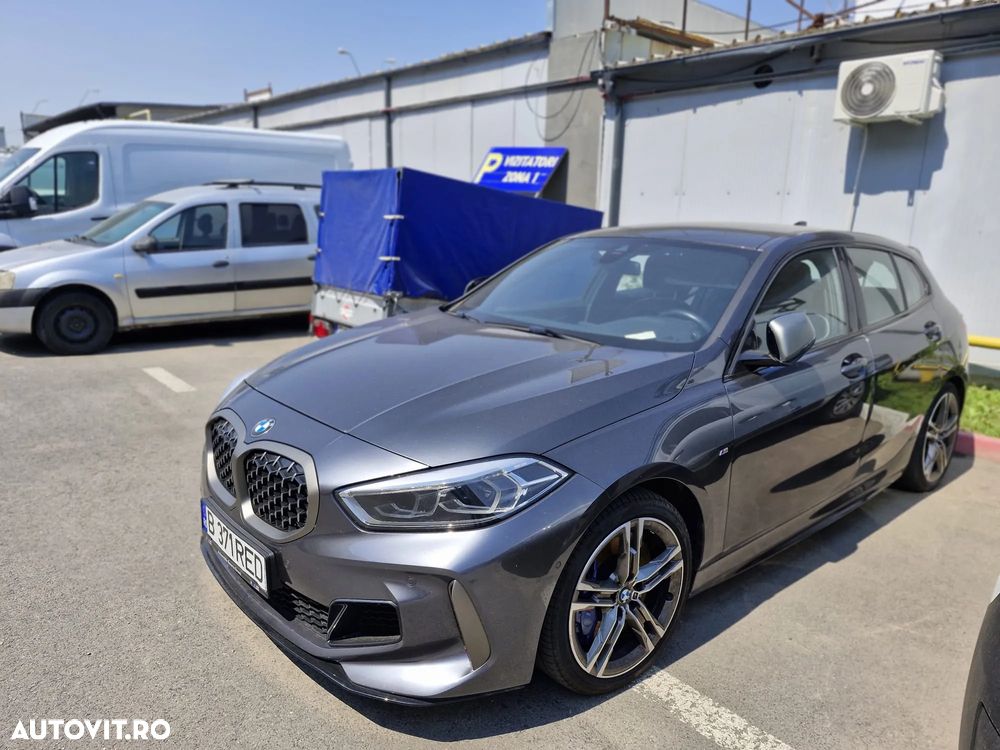 BMW M1 M135i xDrive - 10