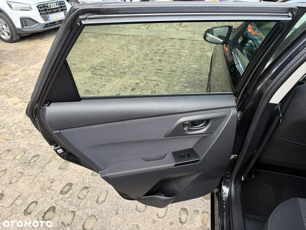 Toyota Auris - 25